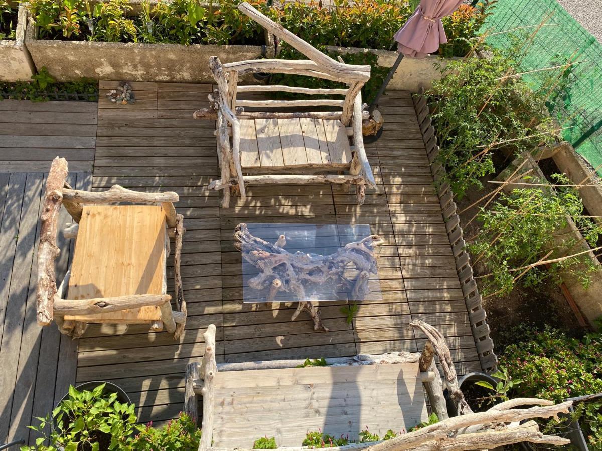 Magnifique Appartement Devant La Plage โพรพริอาโน ภายนอก รูปภาพ