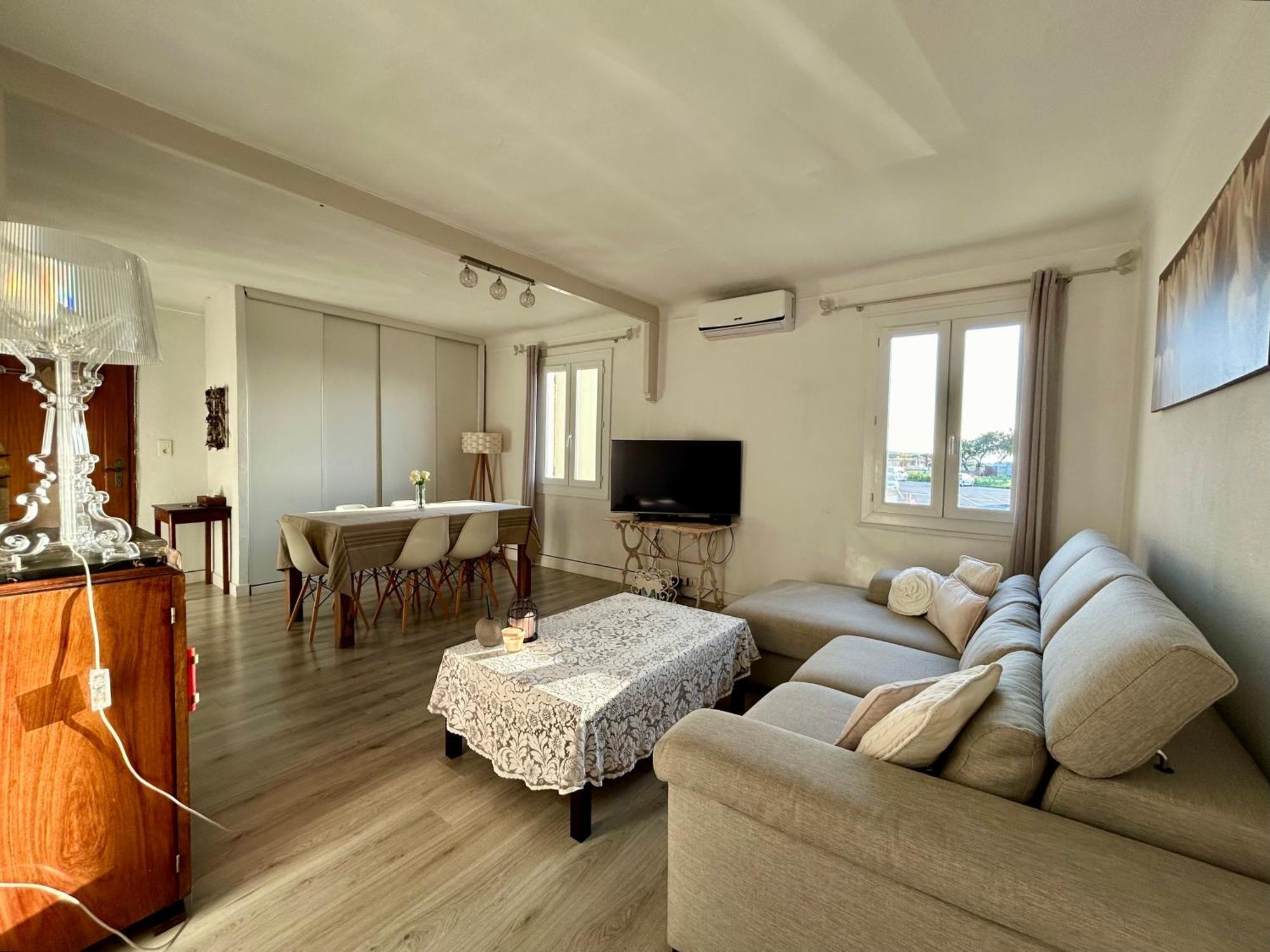 Magnifique Appartement Devant La Plage โพรพริอาโน ภายนอก รูปภาพ